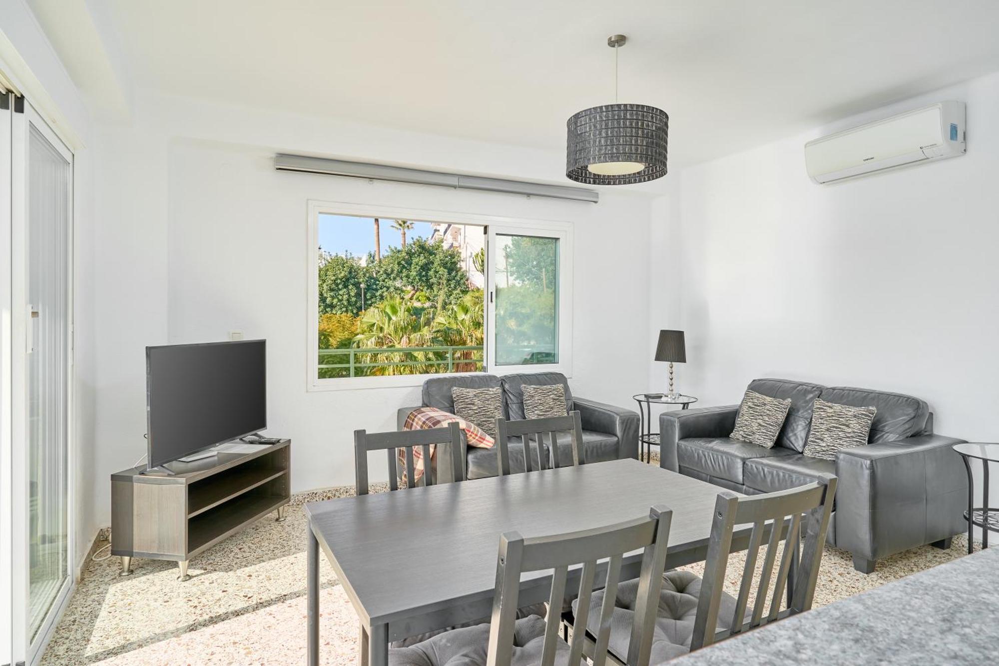 Bright And Spacious 2 Bed Apt Nerja Exterior foto